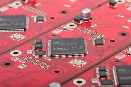 Elektroniczny montaż ołowiowy, bezołowiowy i termoutwardzalny, Semicon